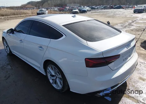 2020 Audi A5 Sportback Premium Plus 45 Tfsi Quattro S Tronic z USA, uszkodzony, nr VIN WAUCNCF57LA001645